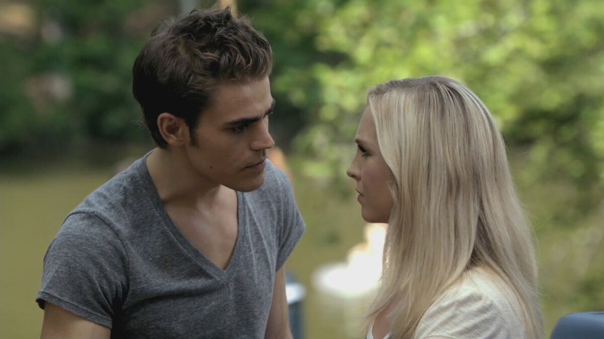 Кэролайн и Стефан