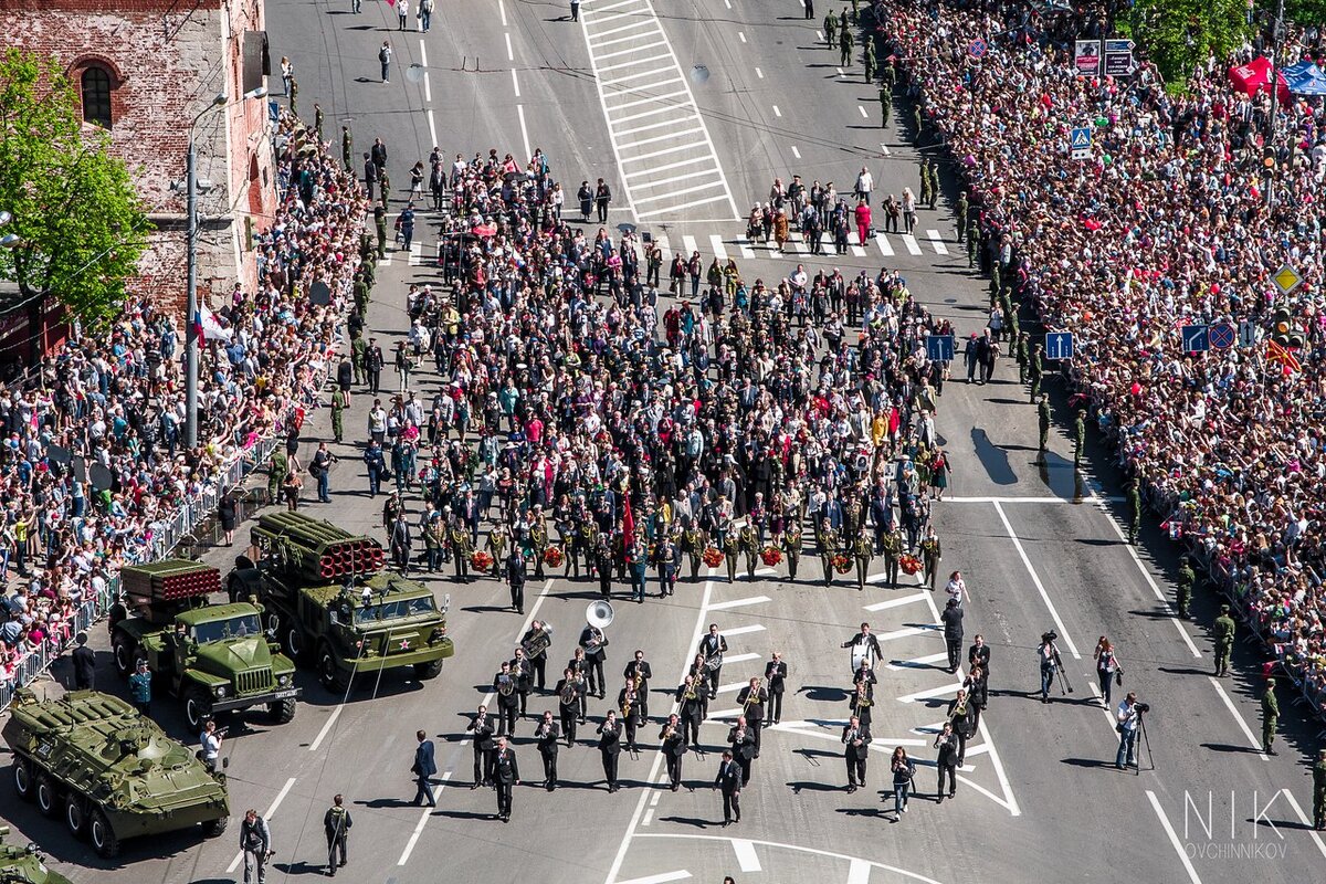 Всех поздравляю с наступающими праздниками!