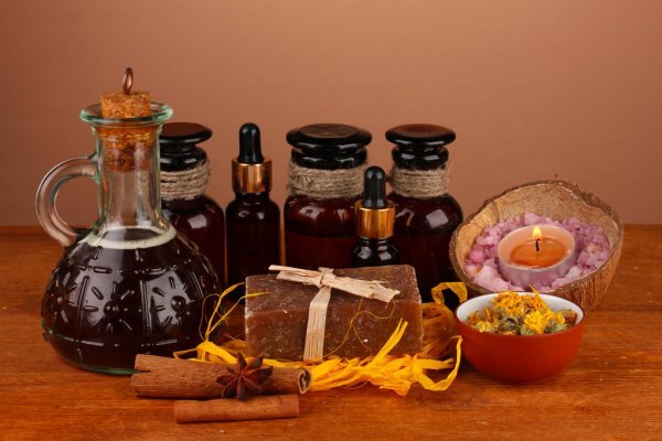 https://st.depositphotos.com/1177973/1583/i/950/depositphotos_15832775-stock-photo-ingredients-for-soap-making-on.jpg