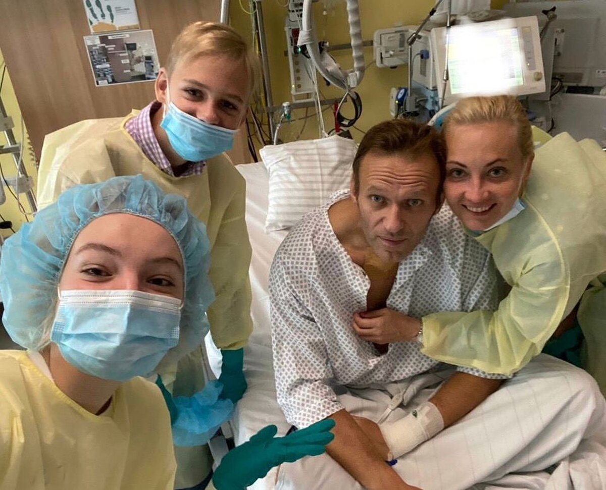 Алексей Навальный больнице. Фото @navalny.