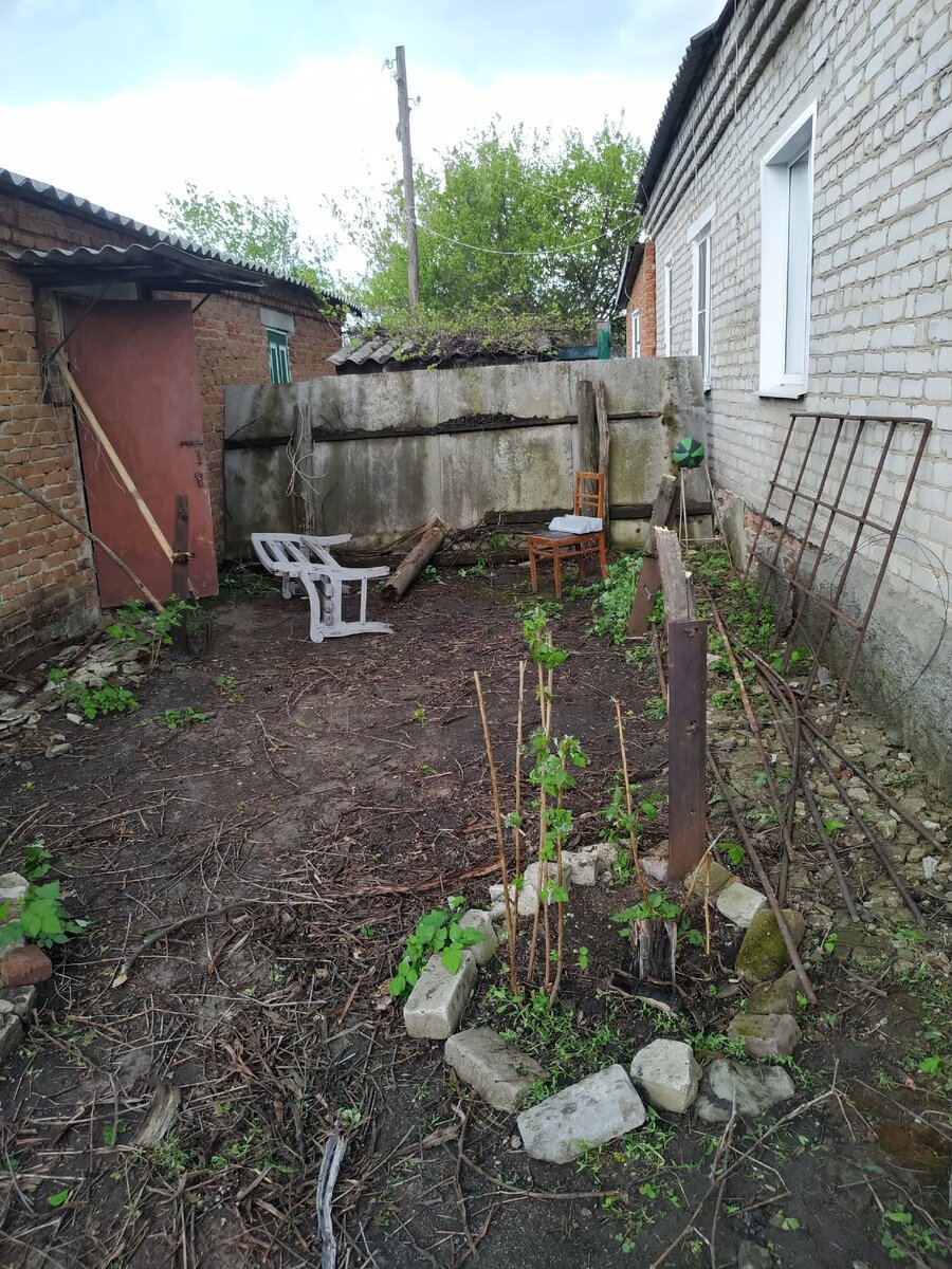 Ремонт фундамента дома после вырубки виноградника (много фото).