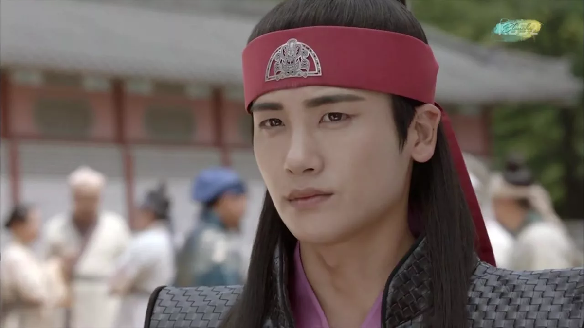 Пак Хен Шик в дораме "Хвараны" - фотографии взяты из открытых источников