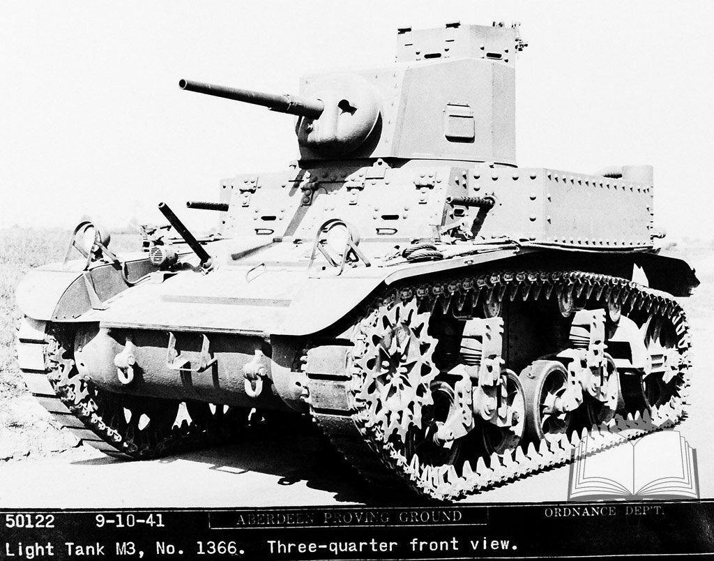 Light Tank M3 с башней D38976, изготовленный в августе 1941 года. Первые сварные башни были готовы еще в мае 1941 года.