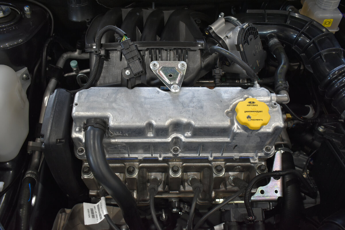 Новая клапанная крышка