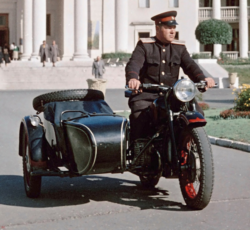  Мотоцикл М-72 милиция СССР фото из открытых источников