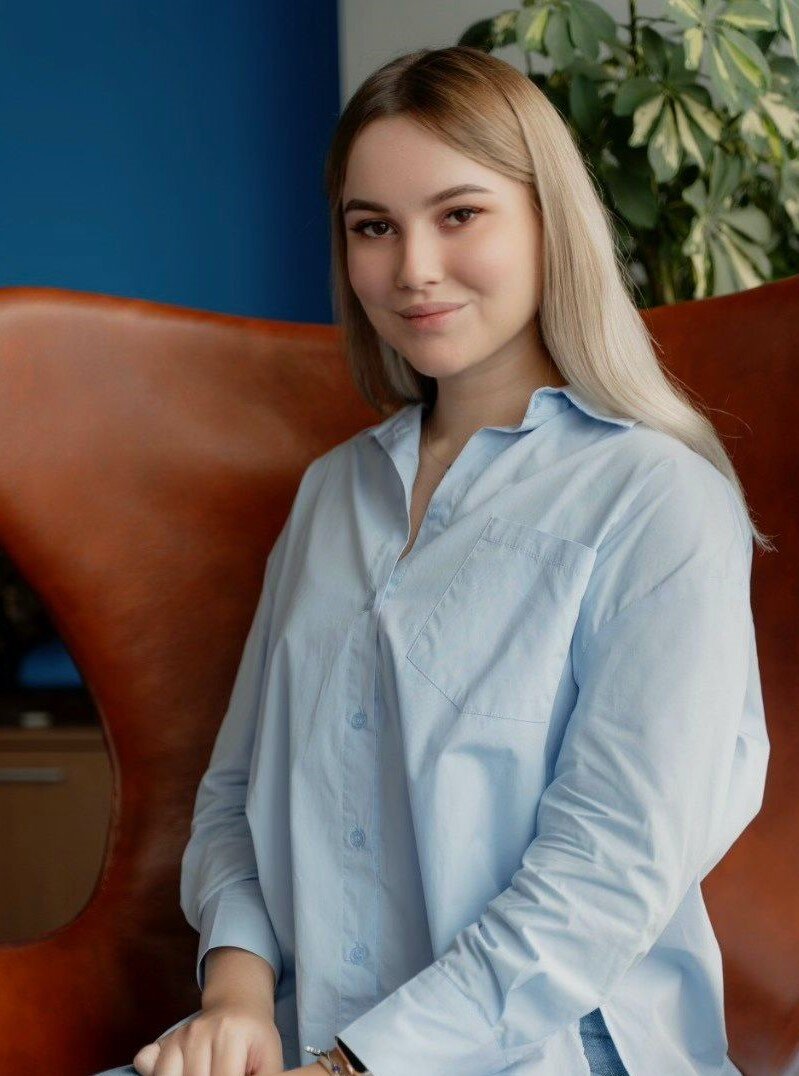 Джарият Тамадаева - административный менеджер компании Union Brokers