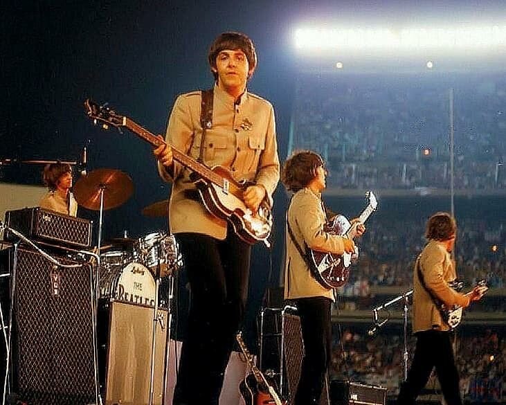 The Beatles на концерте в 1966 году