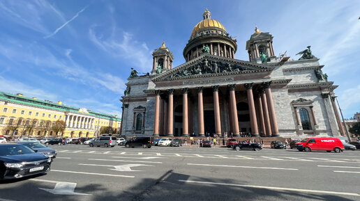 VLOG / Гуляем по Питеру: Эрмитаж, Летний сад, соборы и красота города