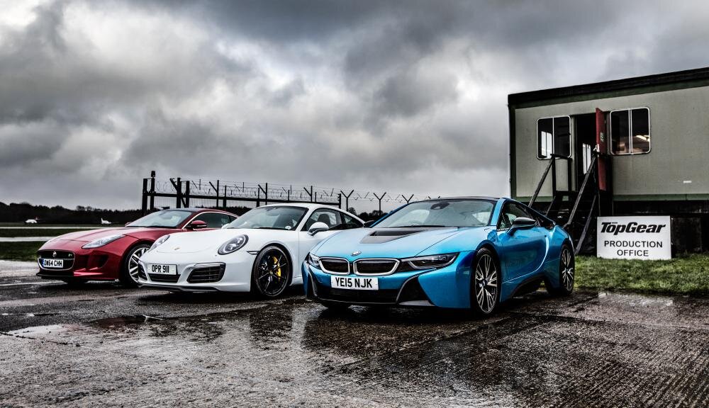 Jaguar F-type Coupe R
 Двигатель: 5000 см3, V8 с компрессором 550 л.с., 680 Нм / Динамика: 0-100 за 4,2 с, 300 км/ч / Трансмиссия: 8-ступ. автомат, задний привод / Расход: 10,7 л/100 км / Масса: 1650 кг

Porsche 911 Carrera S
 Двигатель: 2981 см3, 6 цил., турбо 420 л.с., 500 Нм / Динамика: 0-100 за 3,9 с, 306 км/ч / Трансмиссия: 7-ступ. PDK, задний привод / Расход: 7,7 л/100 км / Масса: 1535 кг

BMW i8
Двигатель: 1,5 л, 3 цил., турбо + электромотор, 362 л.с., 570 Нм / Динамика: 0-100 за 4,4 с, 250 км/ч / Трансмиссия: 6-ступ. автомат, полный привод / Расход: 2,1 л/100 км / Масса: 1560 кг