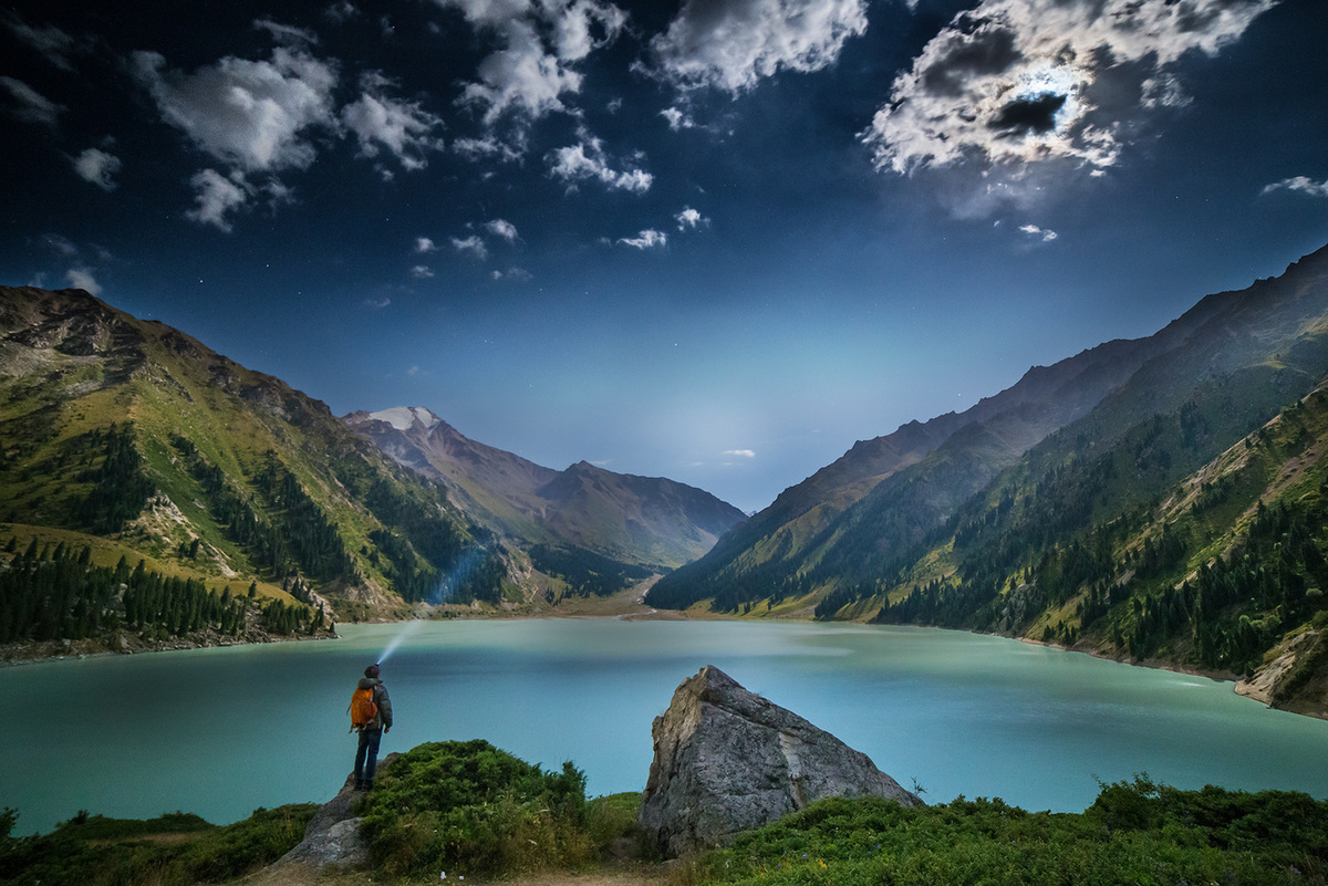Большое Алматинское Озеро, Казахстан. Фото: Алан Шафигулин