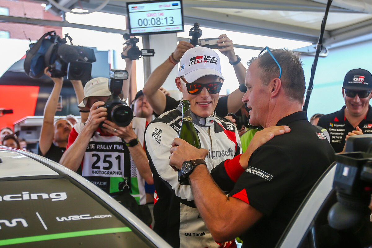 Отт Тянак и Томми Мякинен. Фото: Toyota Gazoo Racing WRC