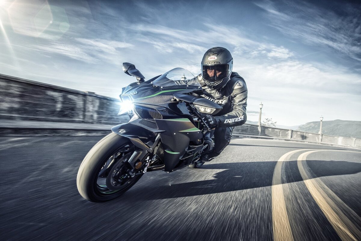 Обзор нового спортбайка Kawasaki Ninja H2 и H2 Carbon 2019 | MotoTeamRussia  | Дзен