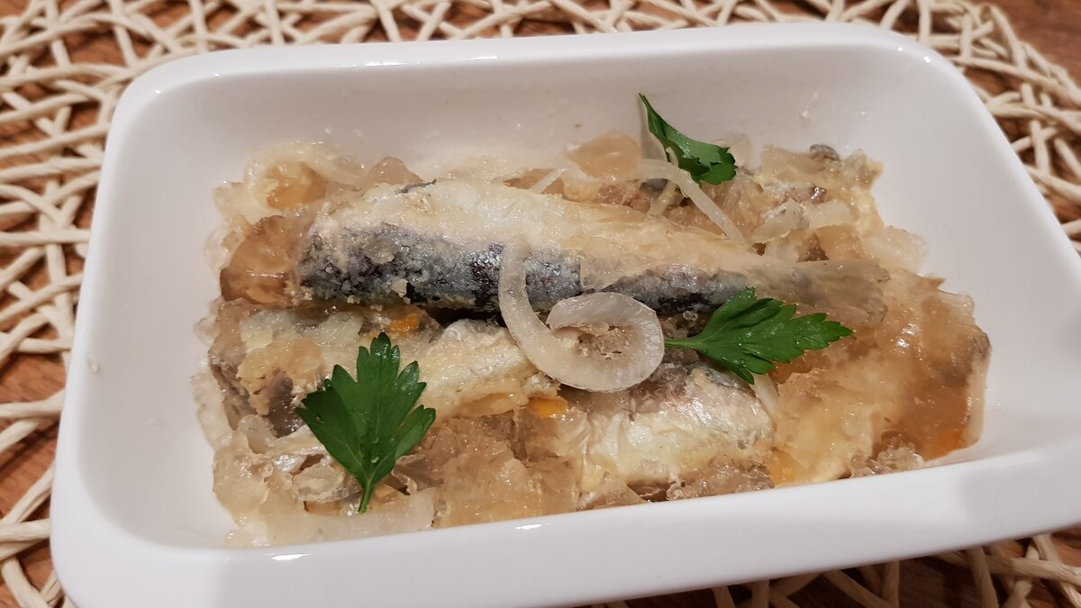  жареная салака в желе 