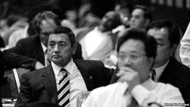 Гафур Рахимов (слева) на спортивном конгрессе в Анкаре. Турция, декабрь 1998 года.