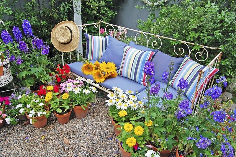 10 простых способов создать бюджетный и красивый сад | Стиль (вороковский.рф)
