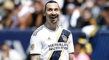 Фото: EPAПереговоры с миланским клубом зашли в тупик, поэтому 37-летний форвард может остаться в «Лос-Анджелес Гэлакси», сообщает Sportitalia. 
