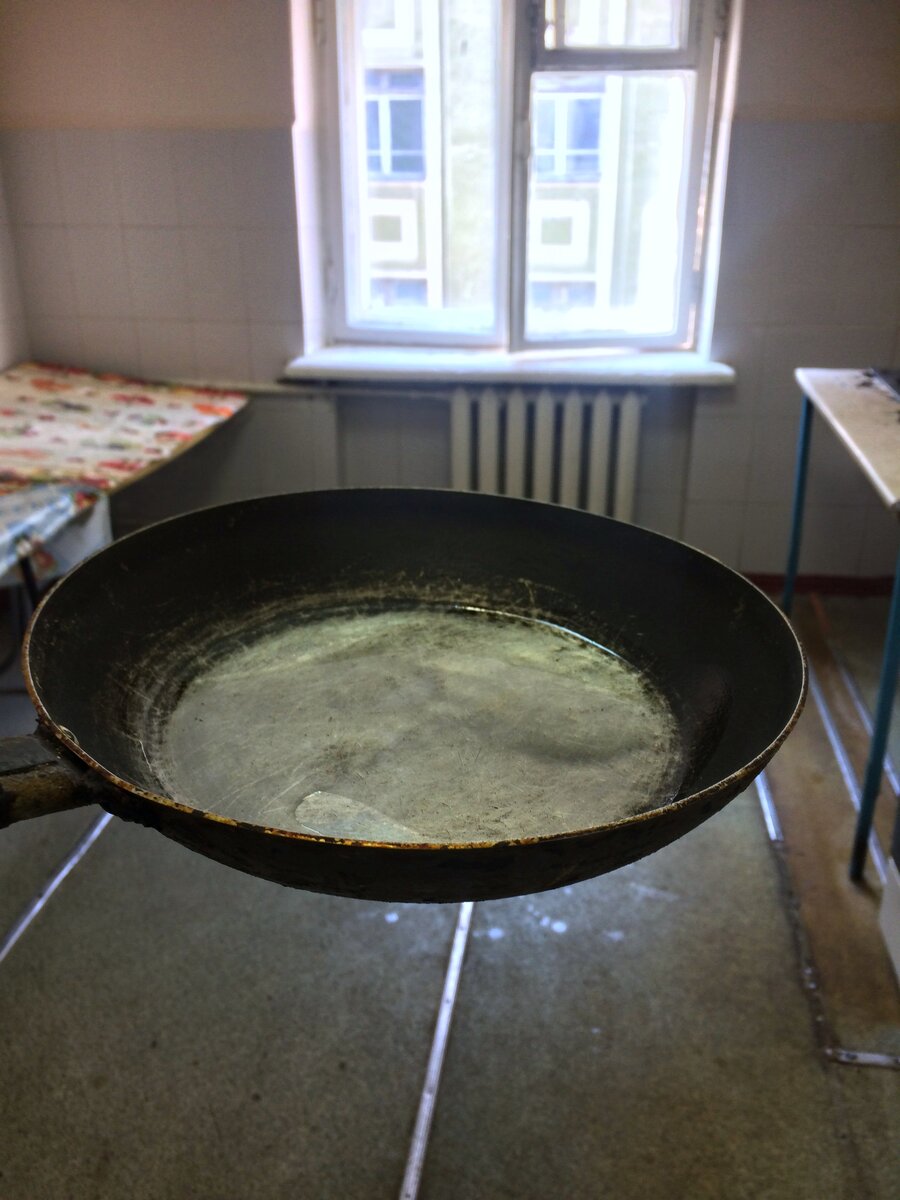 Сковорода переживёт ещё всех...