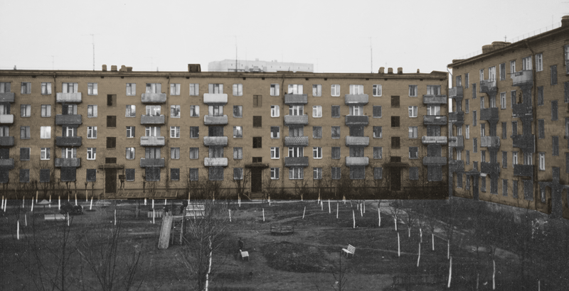 Двор в районе Центральной улицы, 1970-е годы