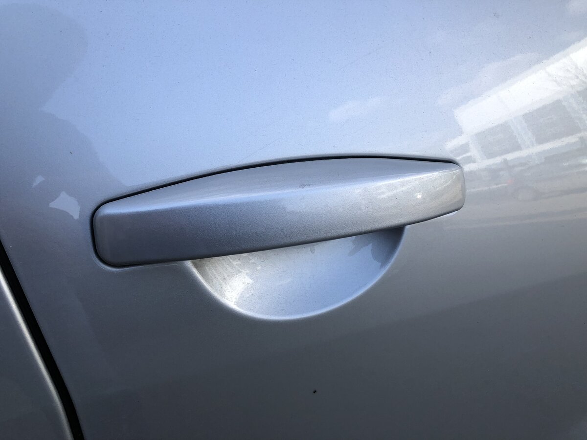 Ручки рено дастер. Ручки рено дастер. Хром ручки рено логан 1. Ручка салона рено дастер. Дверные ручки для renault duster.