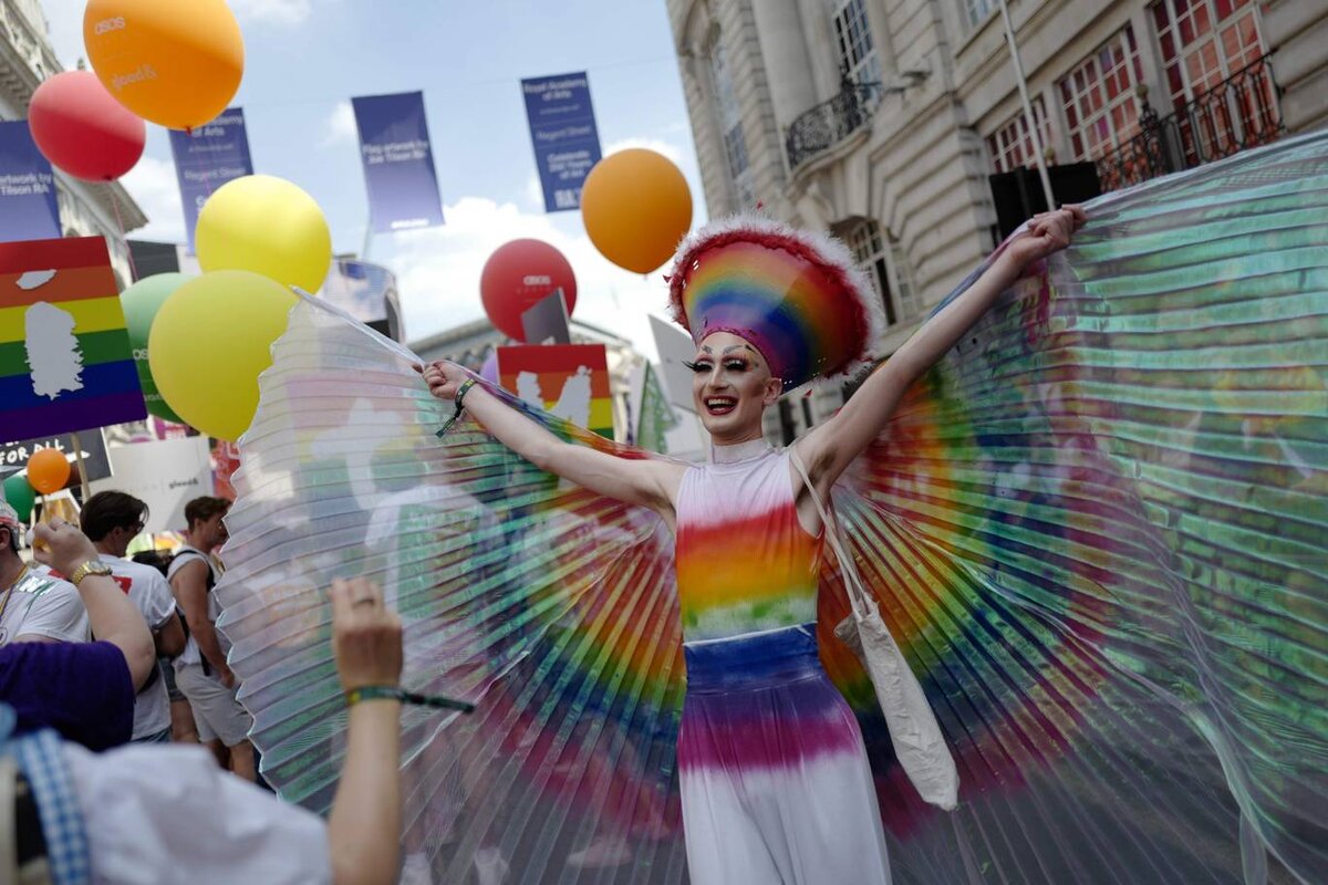 Первый фестиваль «трансгендерной гордости» Transgender Pride 2019 прошел в  Лондоне. | InterCOR - о человеке, здоровье, питании и стиле жизни | Дзен