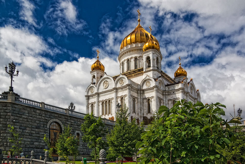 Храм Христа Спасителя-православный храм.. Собор Москва храм Христа Спасителя. Храм Христа Спасителя (Православие). Храм Спасителя (Церковь Сальвадор).