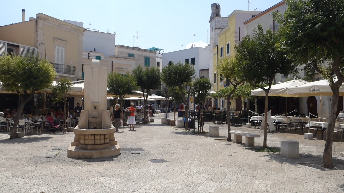 Piazza Garibaldi Monopoli