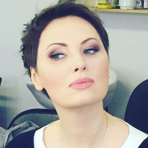 Елена Ксенофонтова: бывший муж отобрал у актрисы дочь и чуть не оставил на улице