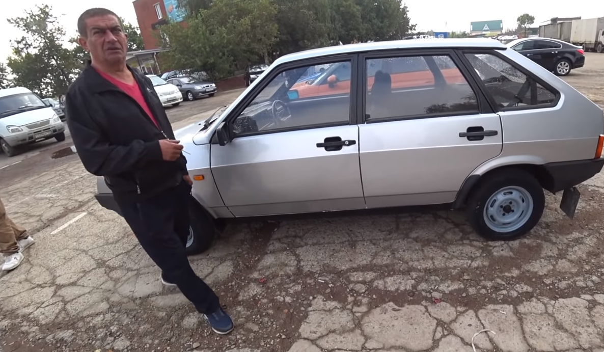 На одном из авторынков России