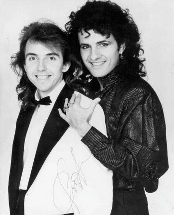 Владимир Сайко и Сергей Рогожин во времена группы "Форум". Фото из открытых источников Яндекса.