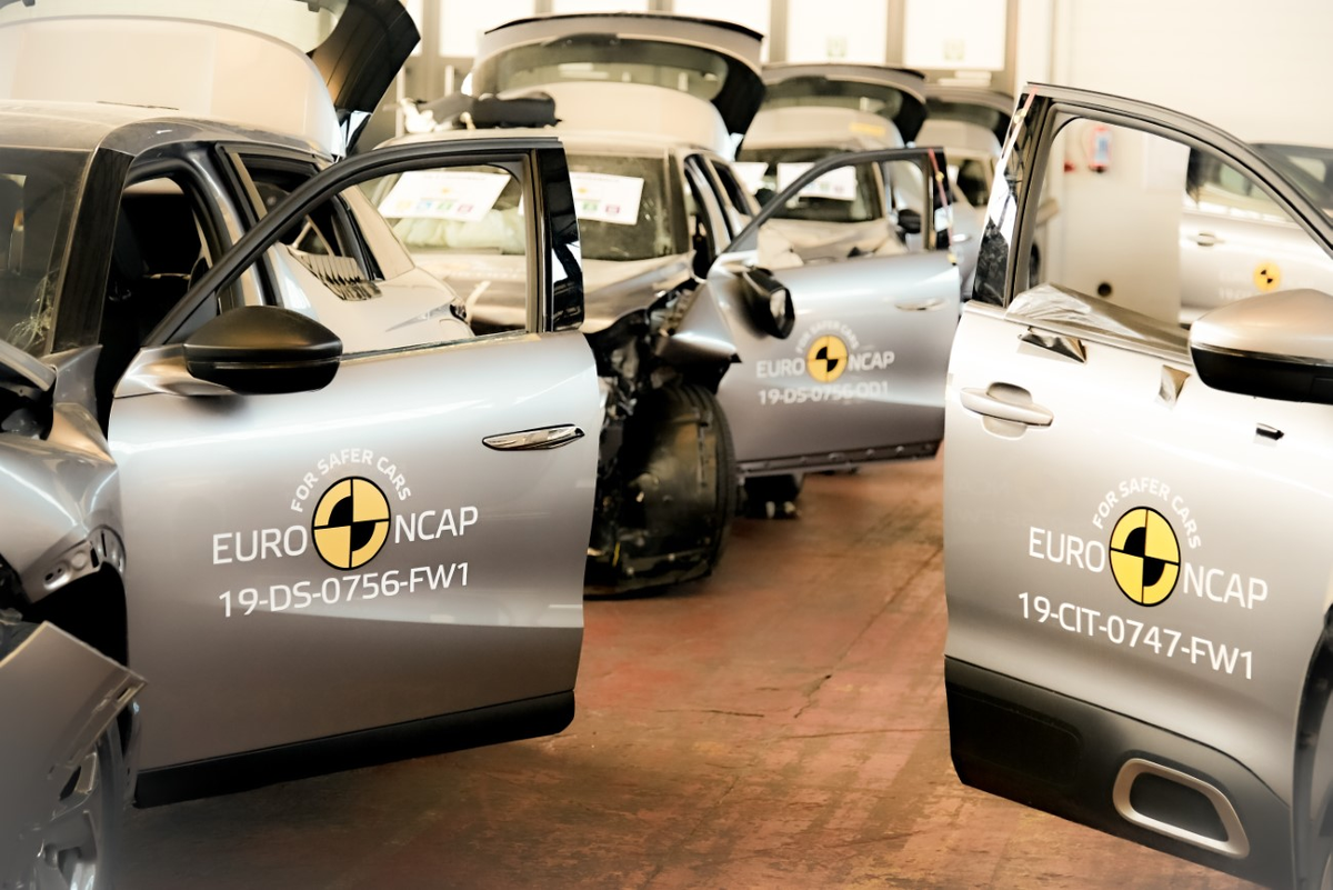 Евронкап. Euro NCAP. Euro NCAP logo. Самая безопасная машина