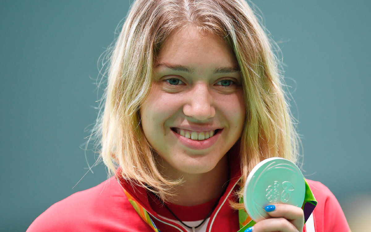 Виталина Бацарашкина с "серебром" Рио.  фото: картинки яндекса.