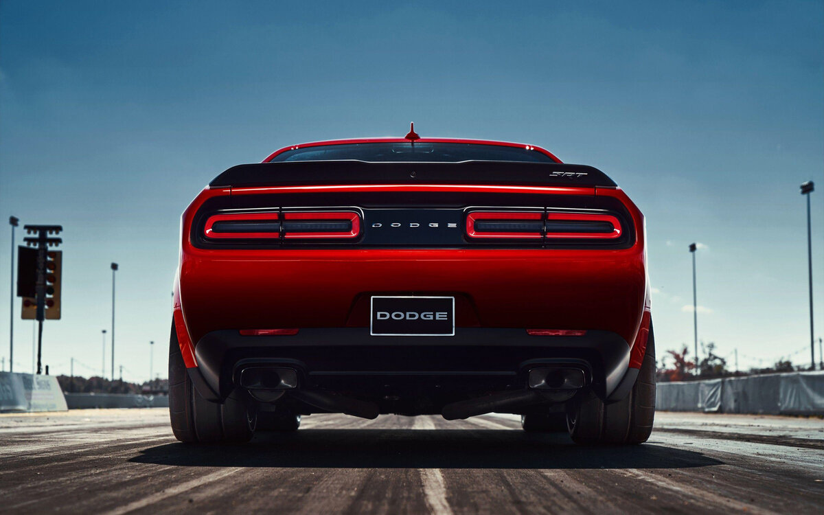 Демон в овечьей шкуре, “Dodge Challenger SRT Hellcat Demon” | ihorshapckin  | Дзен