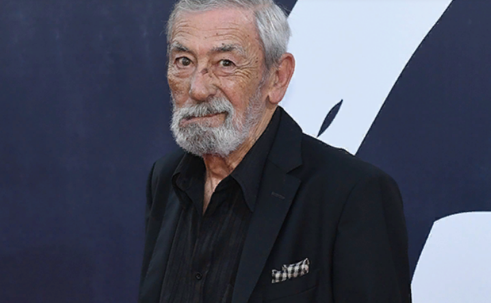 Легенда советского кино и эстрады – Вахтанг Кикабидзе. Его незабываемый, мягкий и бесконечно красивый голос, способный прикасаться к душе слушателей, помнят и до сих пор любят миллионы людей.-6