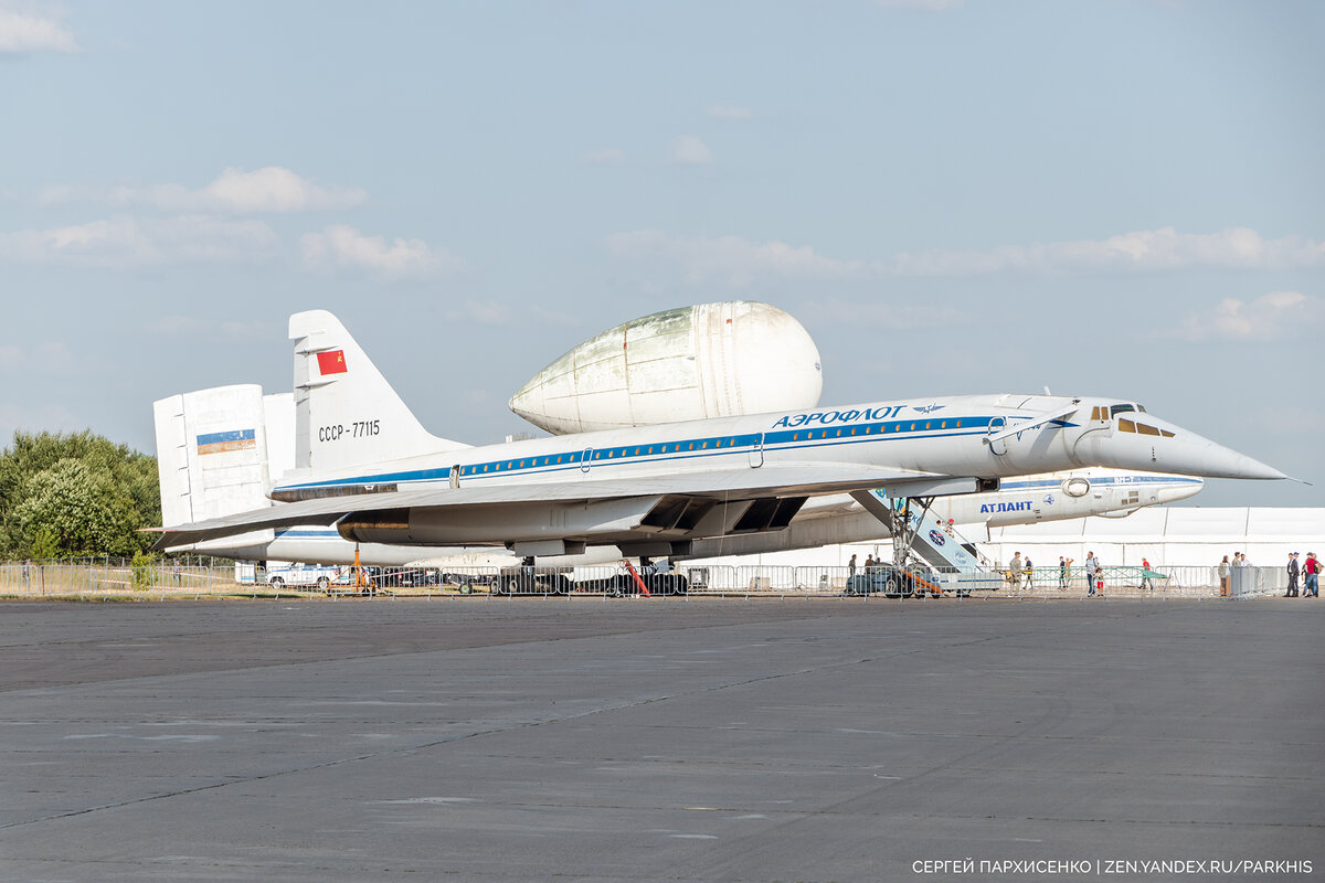 После закрытия программы пассажирского сверхзвука в СССР самолёты Ту-144 ждала разная судьба. Больше всего повезло тем бортам, что оказались в музеях: все они сохранились и до наших дней.-2