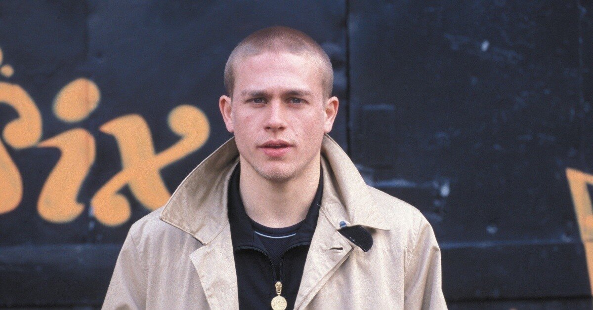 Чарли Ханнэм, без меча и волыны, но тоже крут