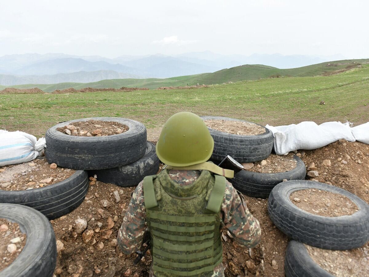    Армянские военнослужащие на границе с Азербайджаном© Фото : Аппарат Президента Республики Армения