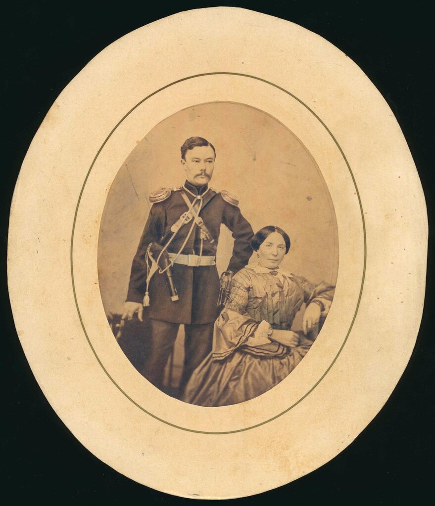 Кулиш Казачий офицер с дамой. Карл Людвиг, 1859 - 1864 год, г. Санкт-Петербург, Невский пр-т, дом Демидова, из архива Василия Артемова.