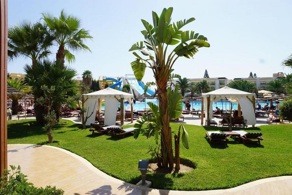 фотоhttps://www.booking.com/hotel/tn/palmyra-aqua-resort-kantaoui-family-all-inclusive.ru.html