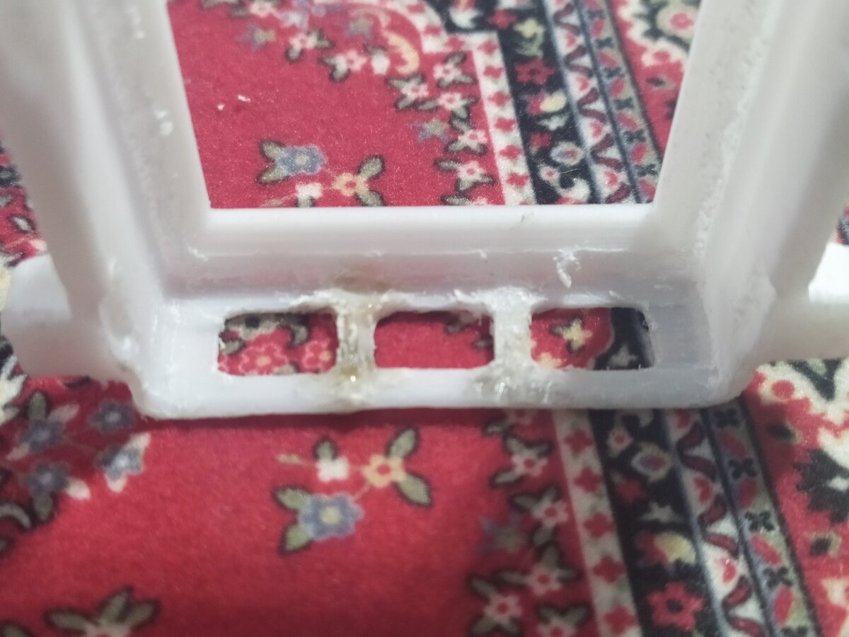 Треснувшая стенка корпуса