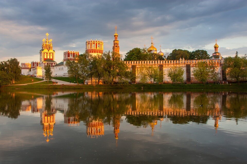 Новодевичий монастырь в Москве