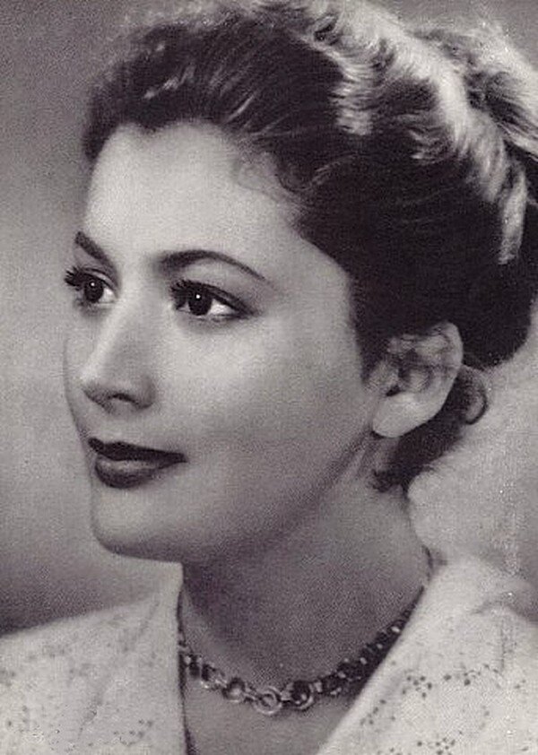 «Жгучие брюнетки СССР»: актрисы советского кино с темными волосами, на которых всегда обращали внимание зрители