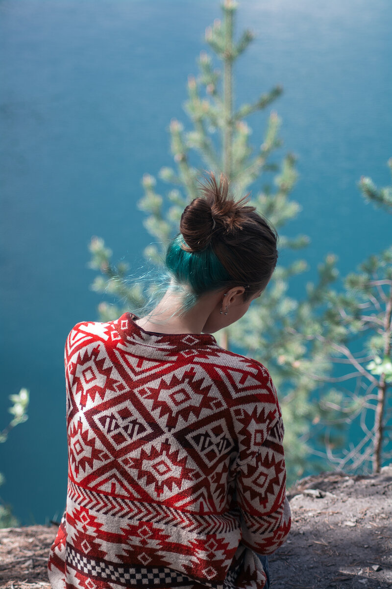 В мае 2018-го я первый раз покрасила волосы в необычный цвет