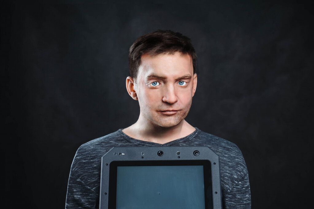 Робот. Фото компании Promobot