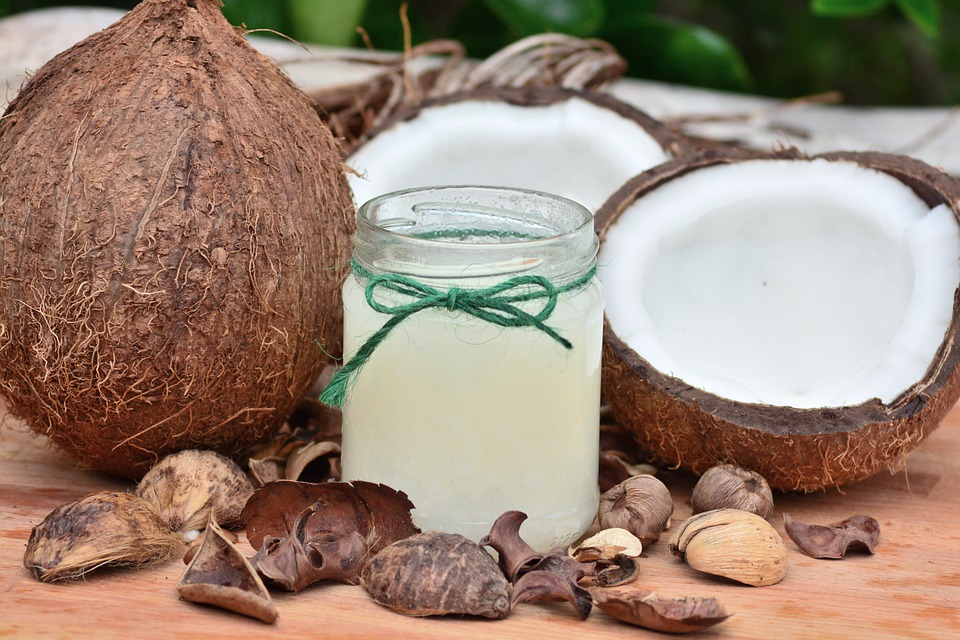 https://pixabay.com/photos/food-coconut-fruit-healthy-3062139/