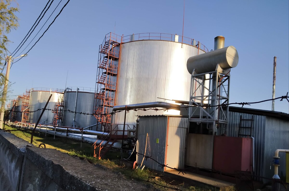 В Крыму начались масштабные проверки Семиколодезянской нефтебазы