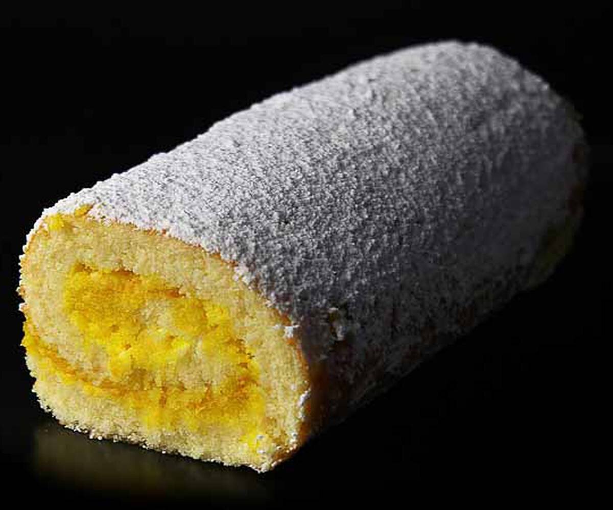 Мягкий, невесомый, воздушный бисквит с лимонной цедрой и начинкой из лимона!