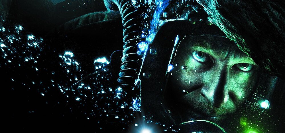 Нырять глубоко под воду глубоко под землёй - наверное, это второй по эффективности способ (после погребения заживо) быстро заполучить клаустрофобию, ежели доселе у вас её не было. 