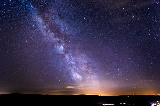 https://cdn.pixabay.com/photo/2017/02/09/09/11/starry-sky-2051448__340.jpg