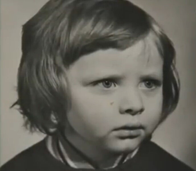 Инна Степанова. Фотопробы на роль Капризного Ребёнка. С сайта http://m.kino-teatr.ru/