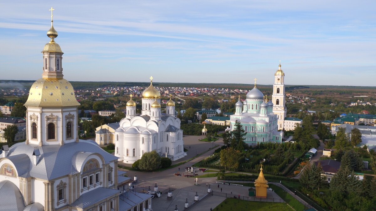 Муромов дивеево. Муром Дивеевский монастырь. Свято-Троицкий Серафимо-Дивеевский монастырь. Серафимо Дивеевский монастырь панорама. Дивеевский монастырь панорама.